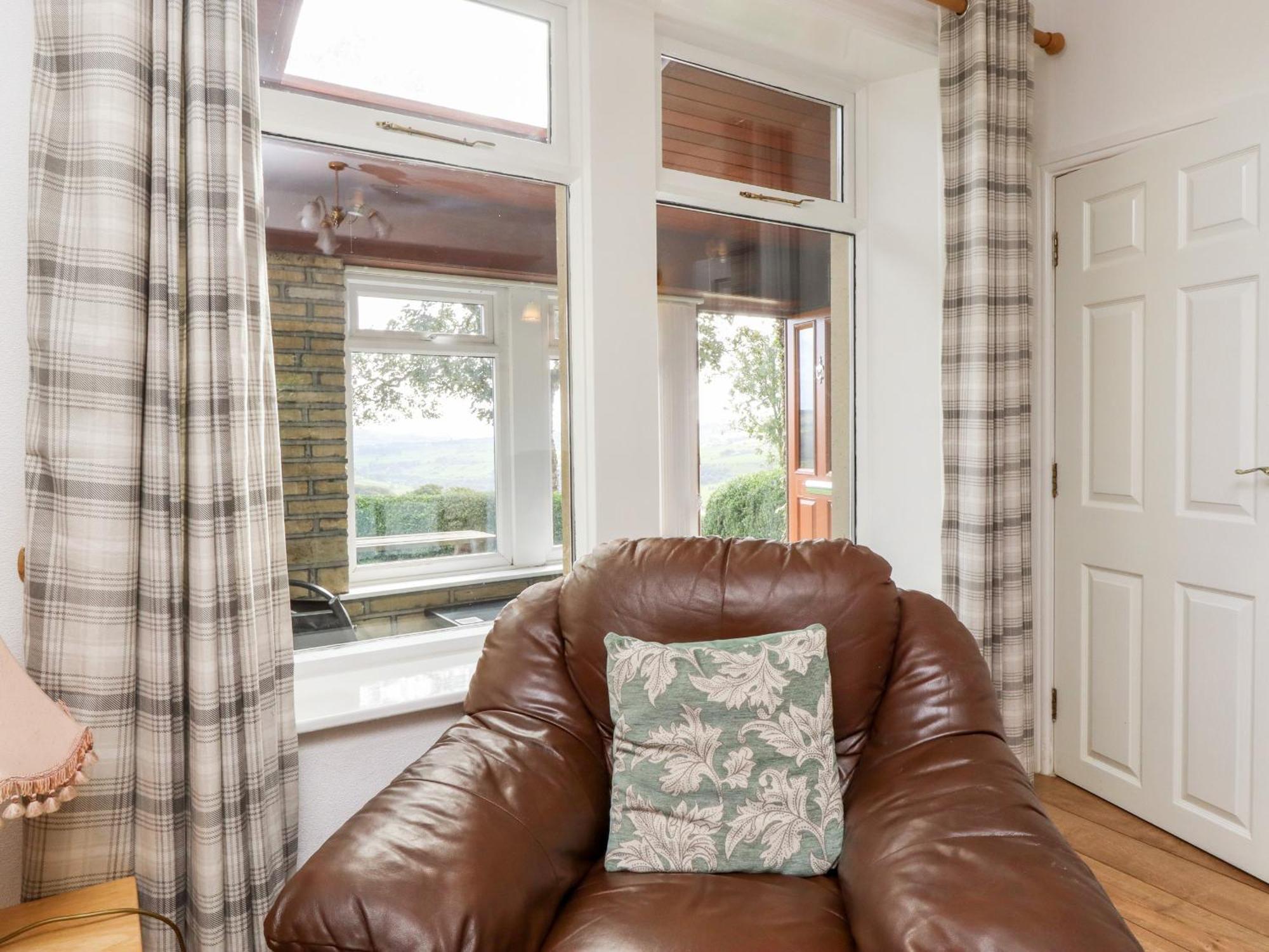 Вилла Upper Highlees Farm Luddendenfoot Экстерьер фото