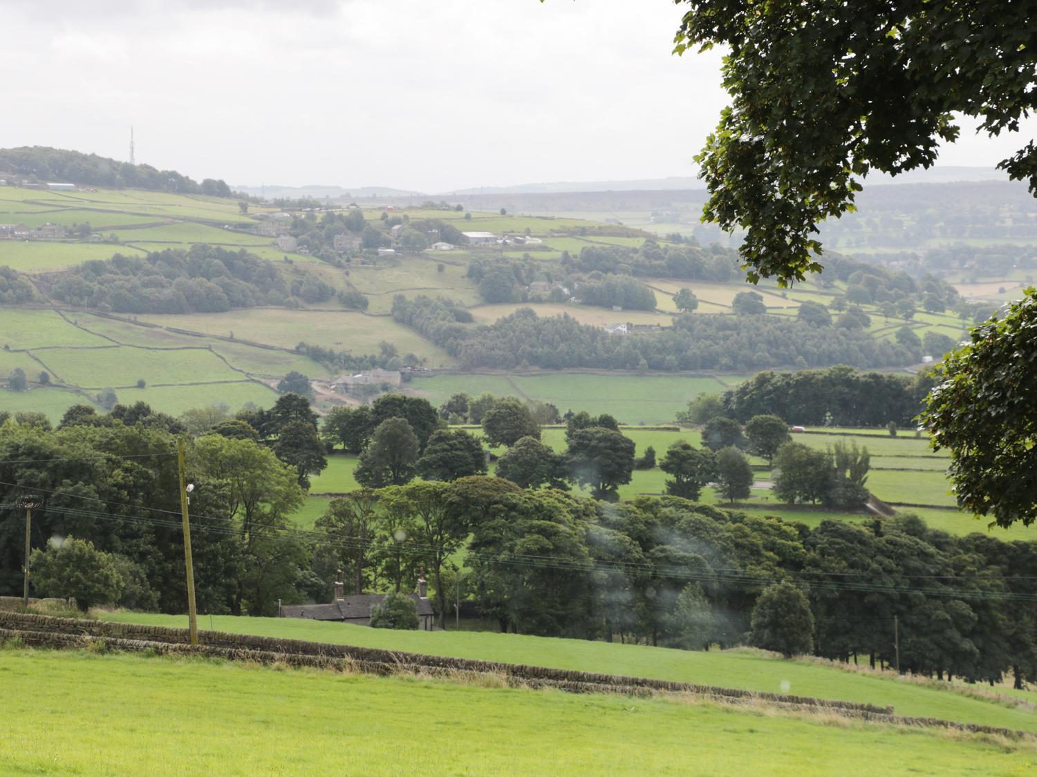 Вилла Upper Highlees Farm Luddendenfoot Экстерьер фото